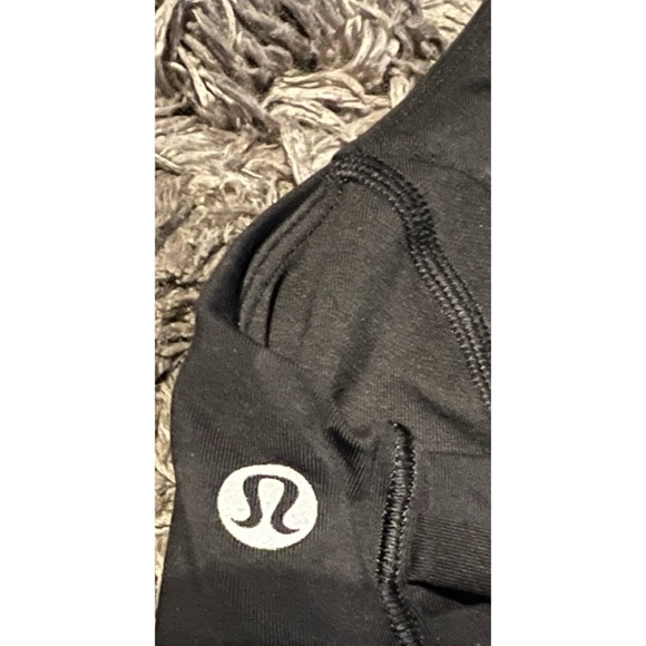 lululemon Slide With Me Bra in Black, Size 4 - Picture 5 of 6